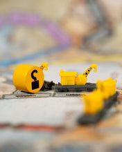 Cargar imagen en el visor de la galería, Ticket To Ride Deluxe Trains 20 Aniversario Sobre Pedido